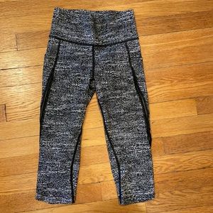 LuluLemon Cropped Leggings